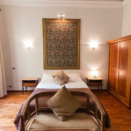 Monia Coliseum Apartment Рим Экстерьер фото