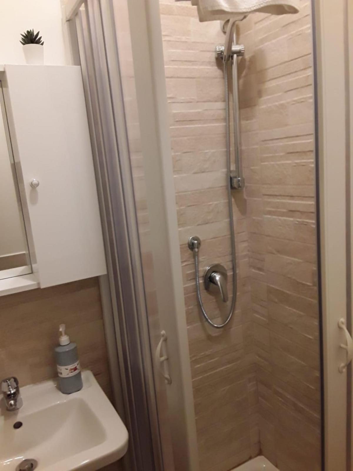 Monia Coliseum Apartment Рим Экстерьер фото